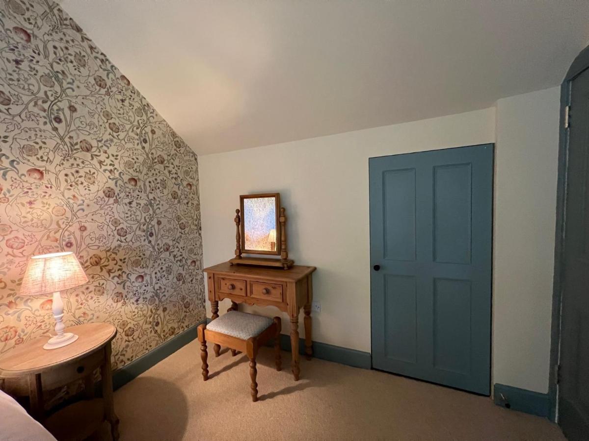 Quaint Self Contained Cottage Near Edinburgh. Loanhead Exterior foto